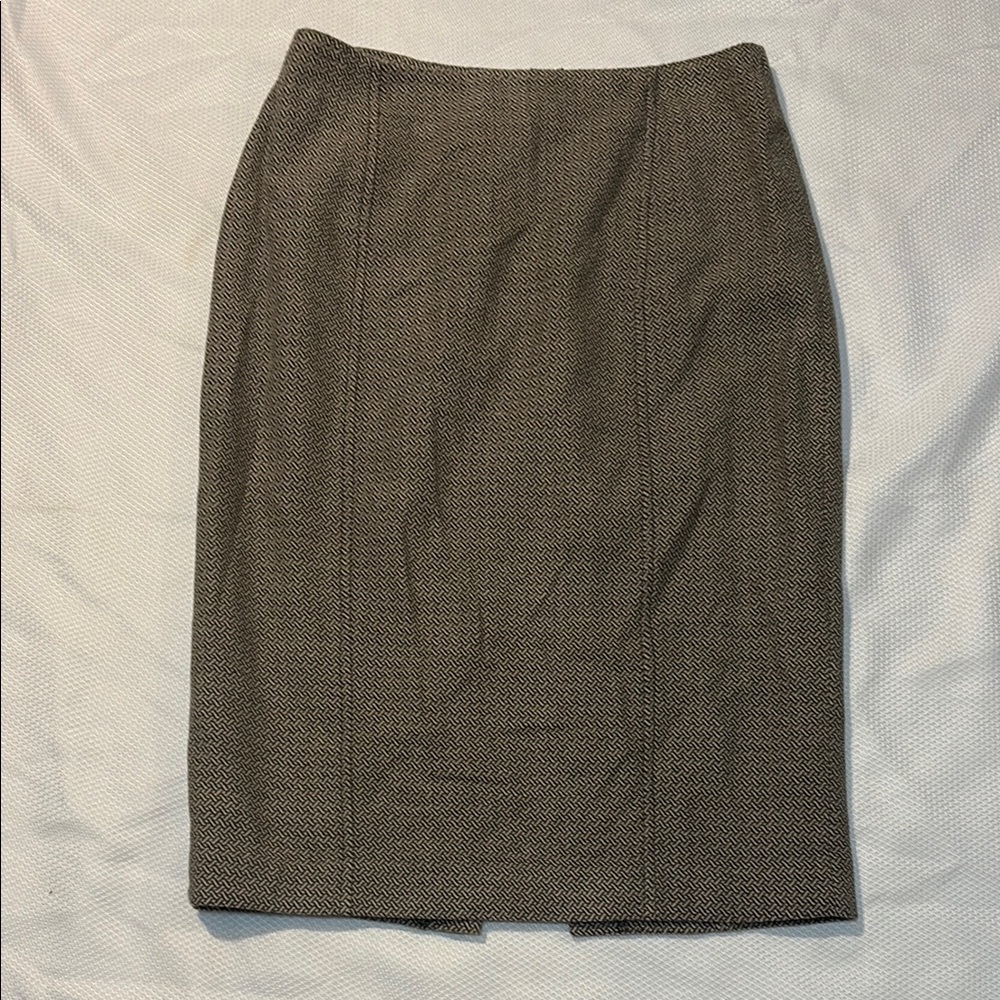Worthington Classic Pencil Skirt with Back Split in Brown Size 6 *PRE-OW…